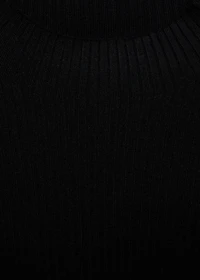 Asymmetrical sweater with buttons