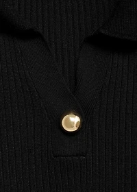 Ribbed sweater with jewel button