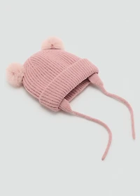 Knitted bobble hat
