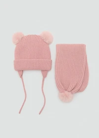 Knitted bobble hat