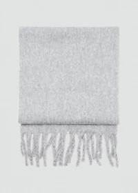 Fringes knit scarf