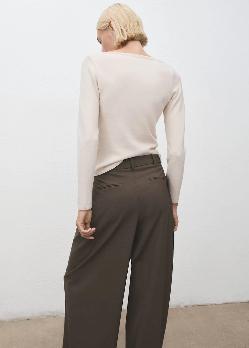Boat neck sweater