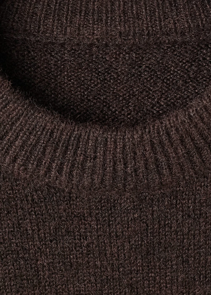 Oversize knit sweater