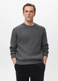 Knitted ribbed sweater