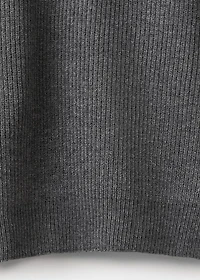 Knitted ribbed sweater
