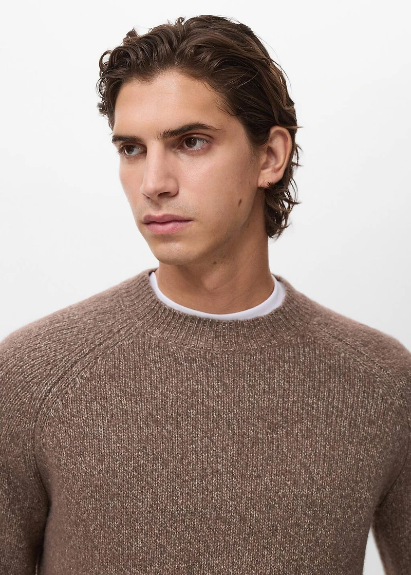 SWEATER