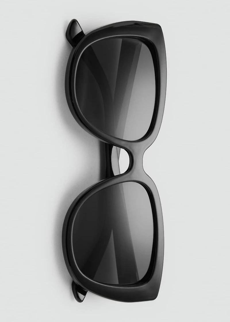Resin frame sunglasses