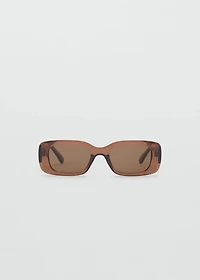 Maxi-frame sunglasses