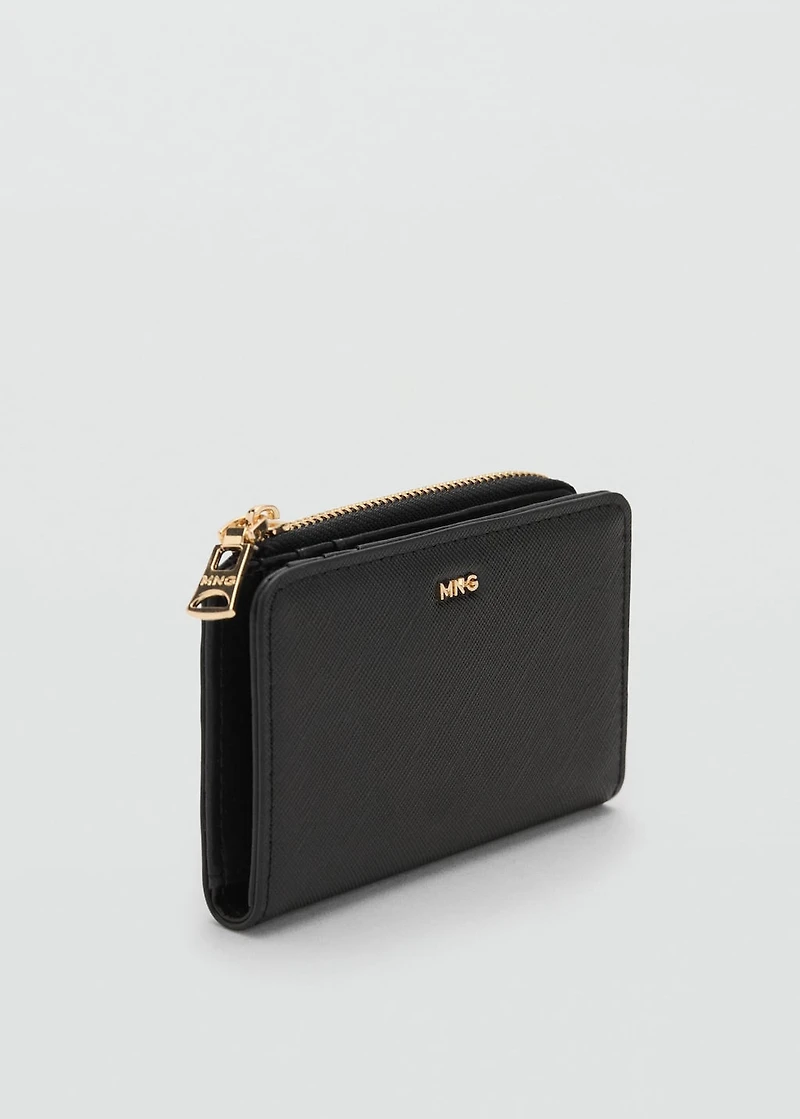 Safiano-effect wallet with flap