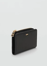 Safiano-effect wallet with flap