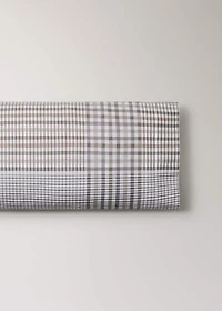 200-thread count percale cotton checked-print pillowcase 45x110 cm