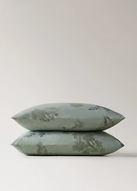 200-thread count percale cotton pillowcase with blurred floral print 60x60 cm