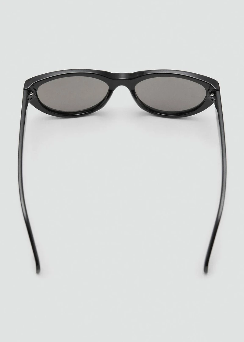 Cat-eye sunglasses