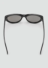 Cat-eye sunglasses