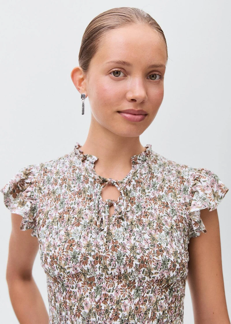 Floral print blouse