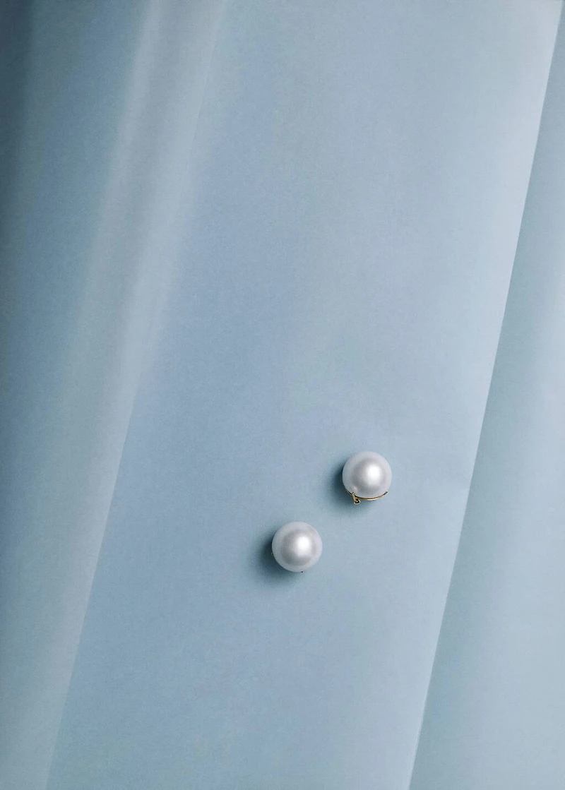 Pearl earrings
