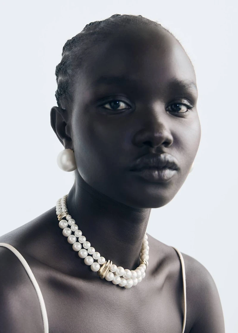 Pearl earrings