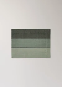 Cotton placemats with colored stripes