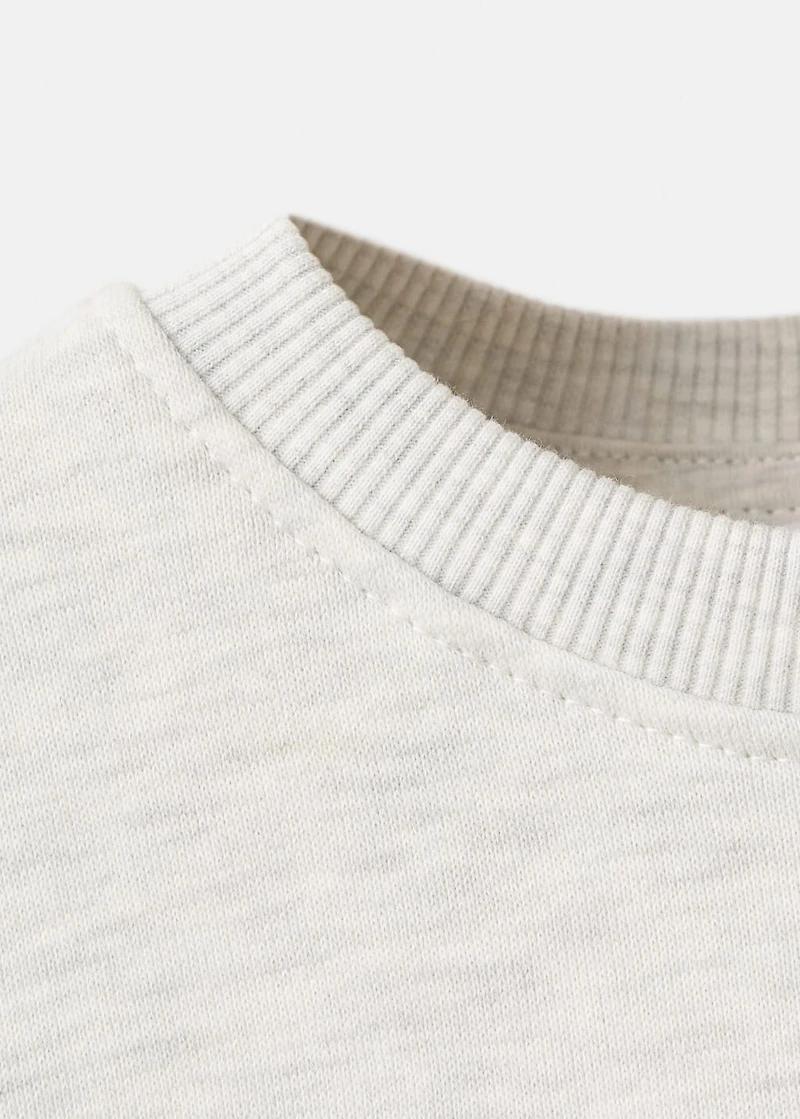 Floral embroidered sweatshirt