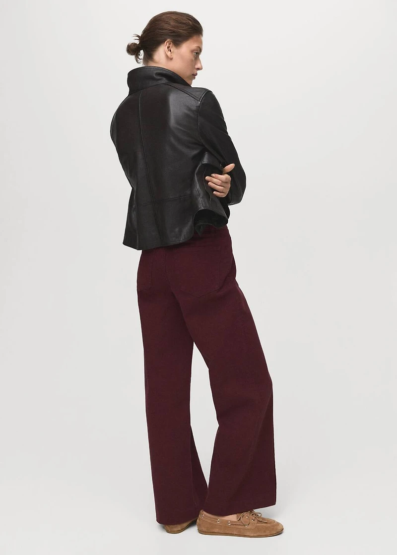 High-waisted wide-leg jeans with stitching