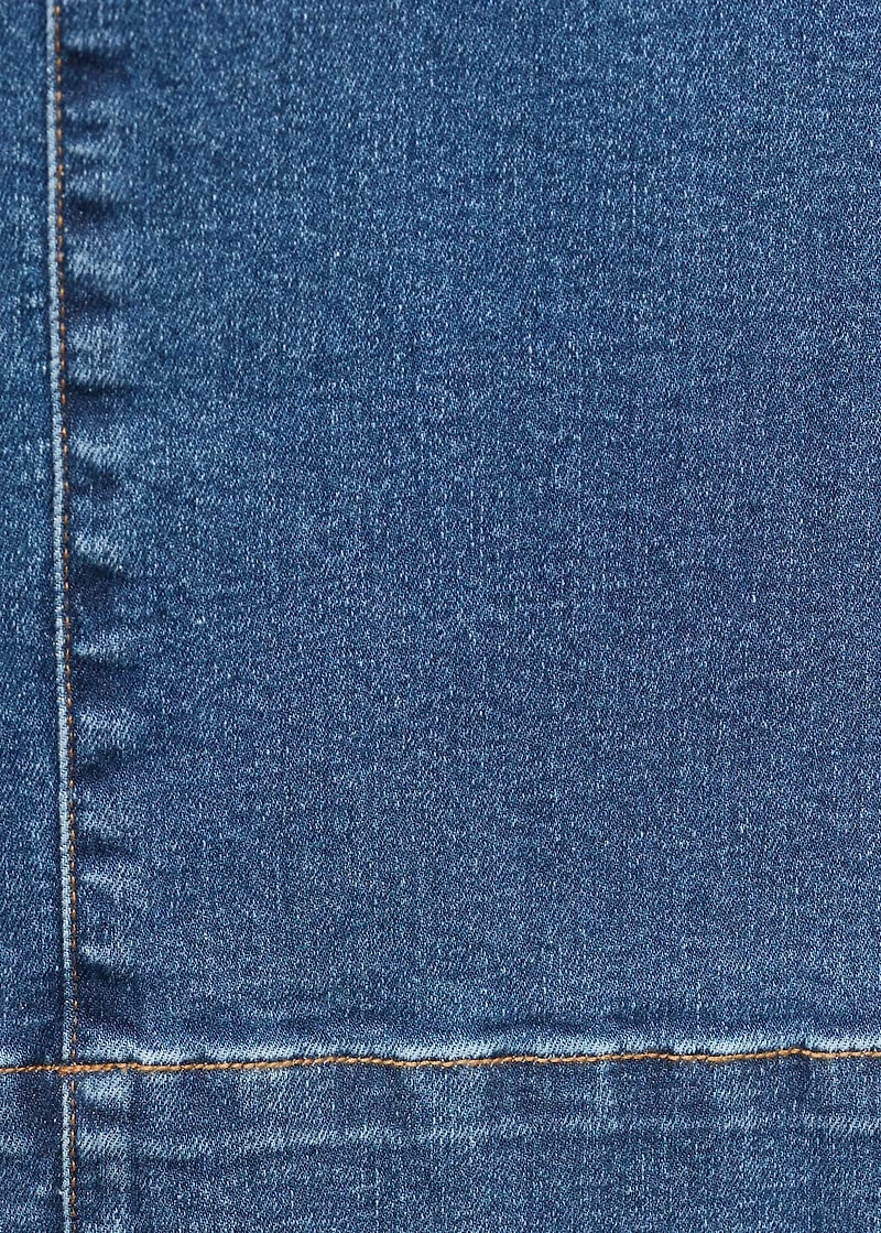 Wide leg jeans with studs