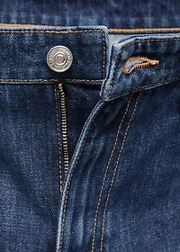 Low-rise wide-leg jeans