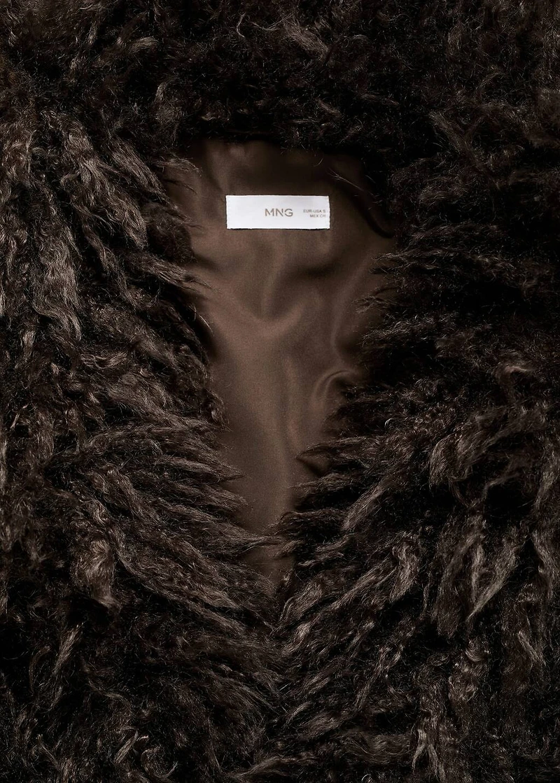 Short fur effect coat