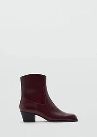 Squared toe leather ankle boots