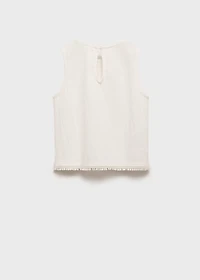 Textured embroidered t-shirt