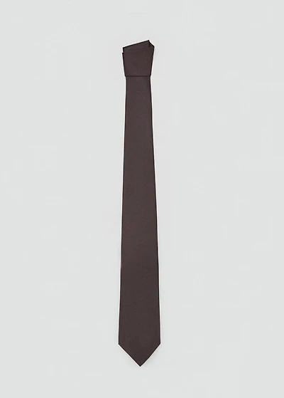 Plain silk tie