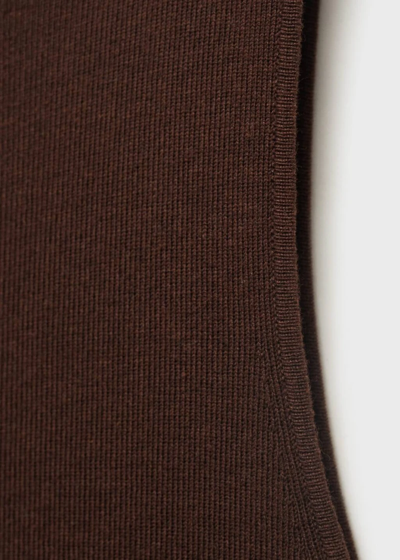 Fine-knit top