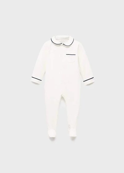 Baby-neck pajamas with pocket
