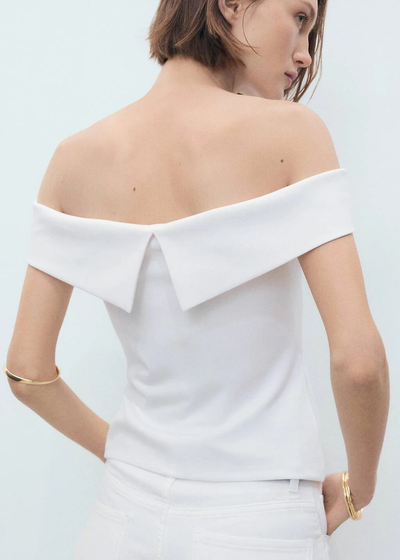 Strapless top
