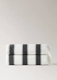 Two-colour striped wool blanket