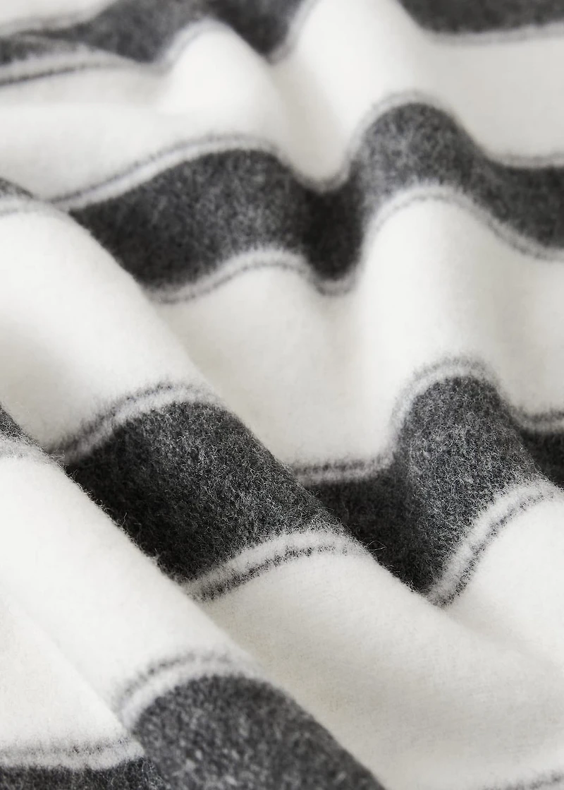 Two-colour striped wool blanket