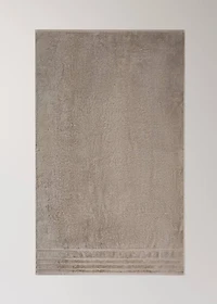 Cotton bath towel with embroidered dots