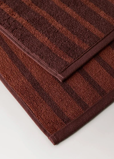 Cotton guest towel with two-tone stripes