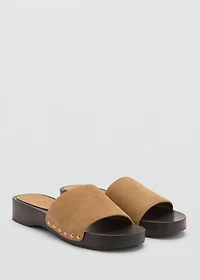 Suede sandals with wooden sole