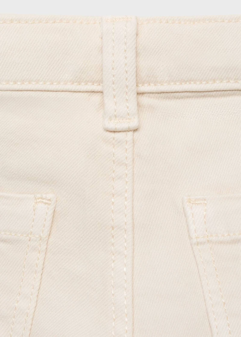 Seamless jeans with frayed hem