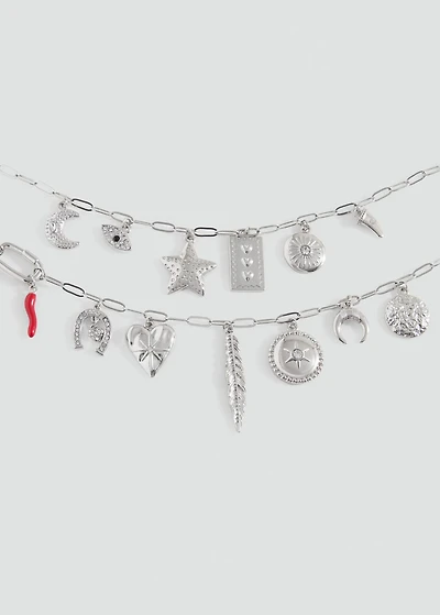 Beads pendant necklace