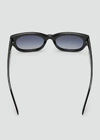 Resin frame sunglasses