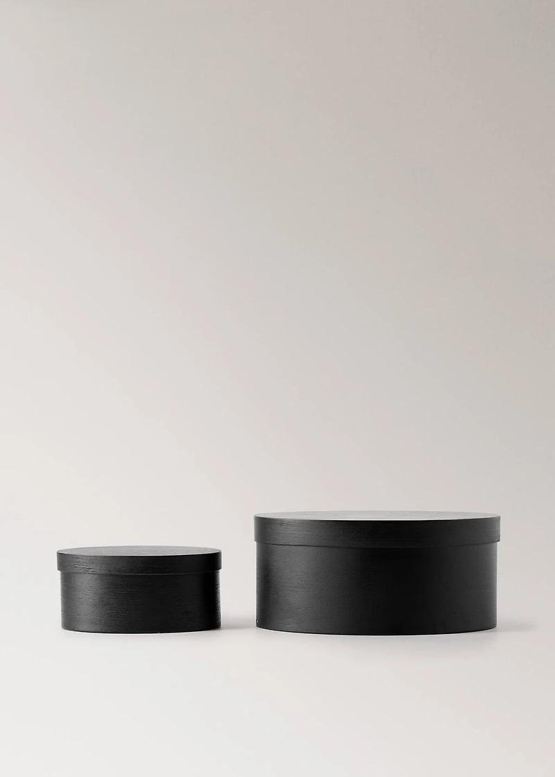 Medium oval wooden box