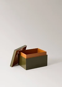Low two-tone lacquered box