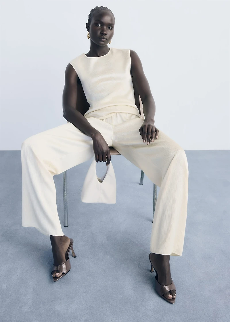 Pleated knitted top