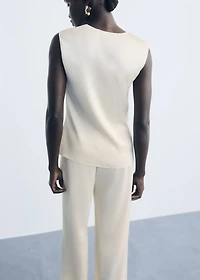 Pleated knitted top
