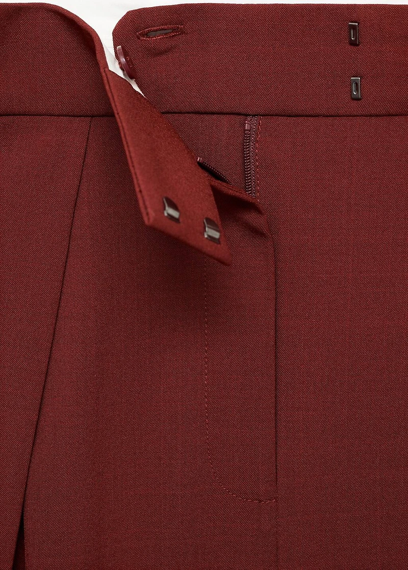 Wide-leg pleated suit pants