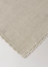 Linen placemat with lace edging