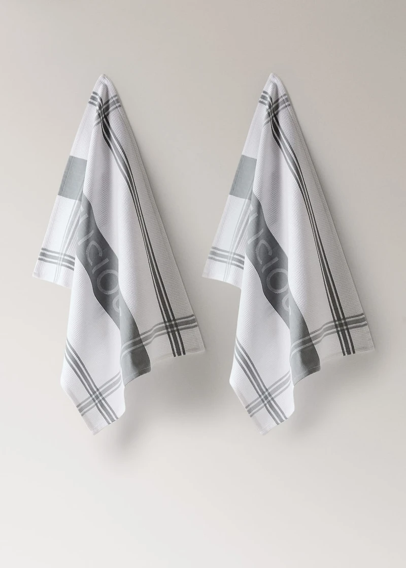 Two-tone cotton kitchen towels with the word 'delicious'