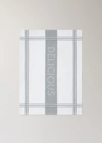 Two-tone cotton kitchen towels with the word 'delicious'