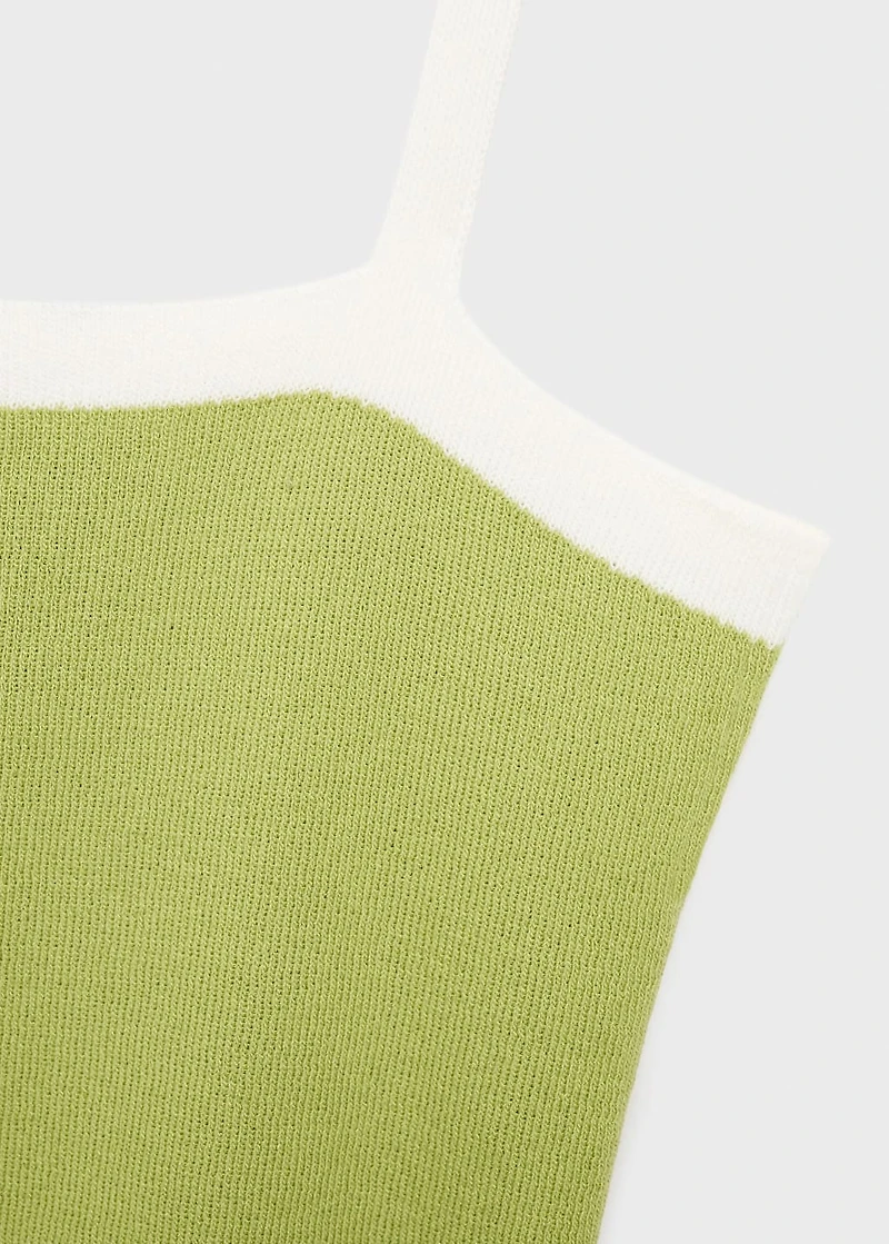 Knitted top with crossed back